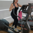 personal-trainer-donna-allenamento-cardio-ellittica-palestra